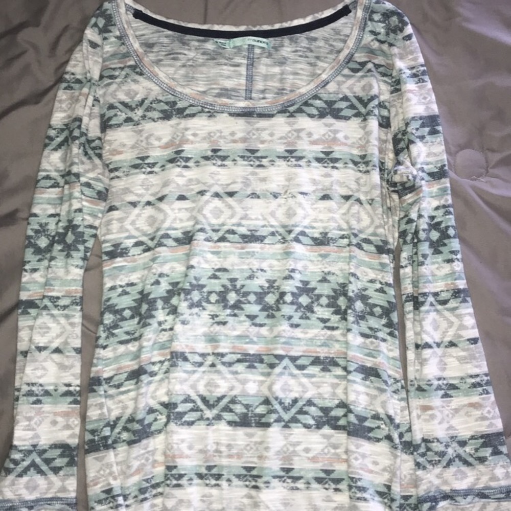 Long sleeved top